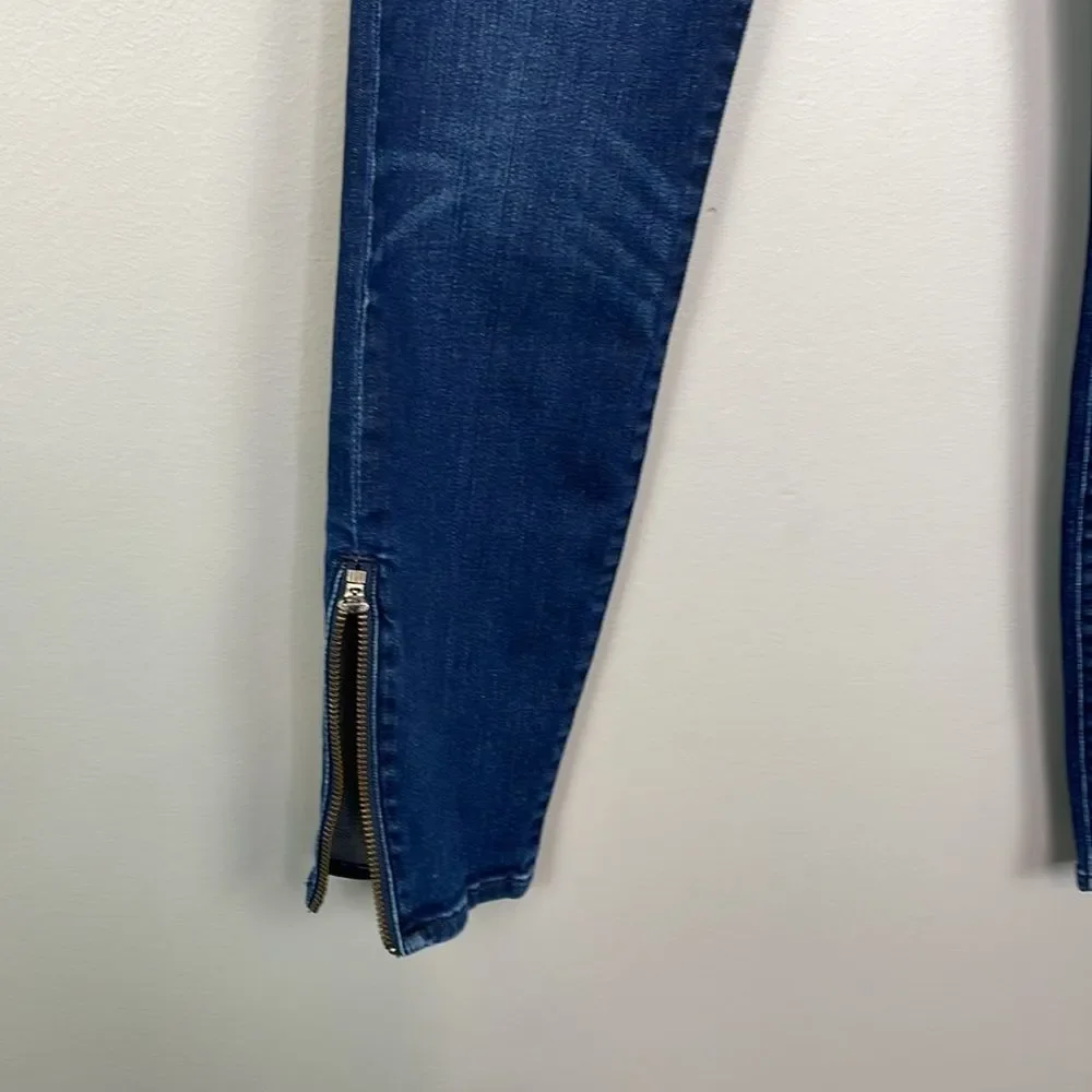 Madewell Skinny Skinny Blue Jeans. Mid Rise. Size 27.